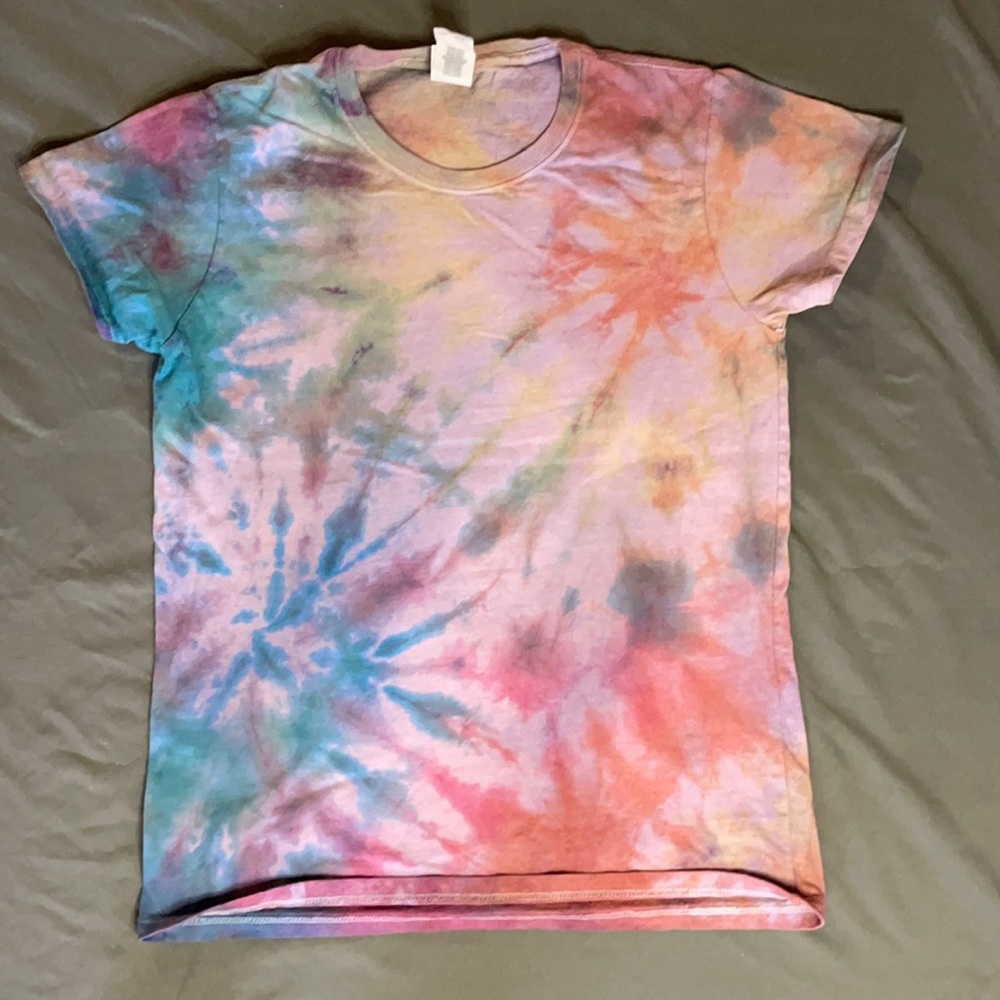 Clearance $7 Womens medium tie-dye tie dye t-shirt